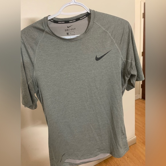 Nike pro size medium men’s - Picture 2 of 2